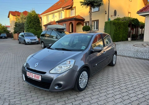 Renault Clio cena 12900 przebieg: 190000, rok produkcji 2009 z Nowy Targ małe 172